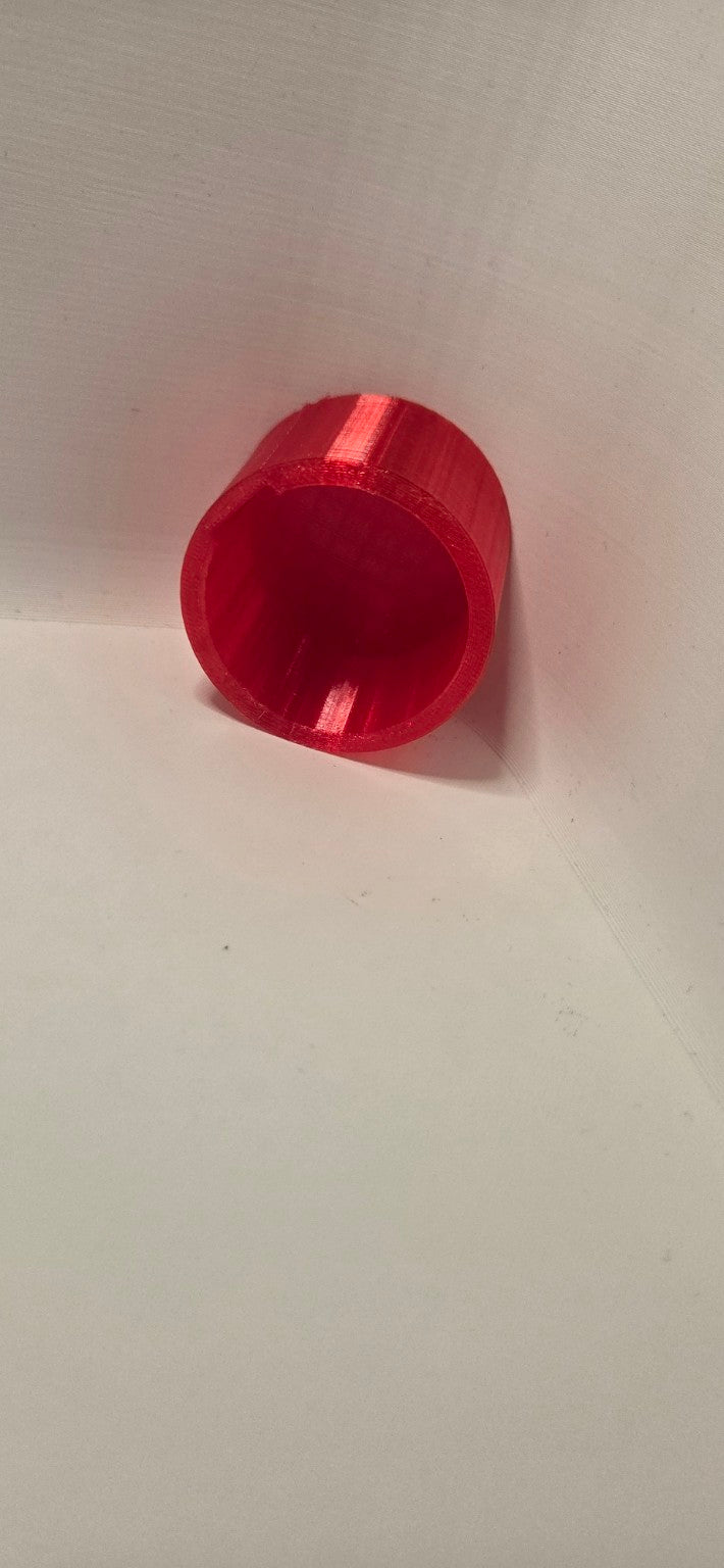 Red AKP WORX 7-pin trailer cap top view